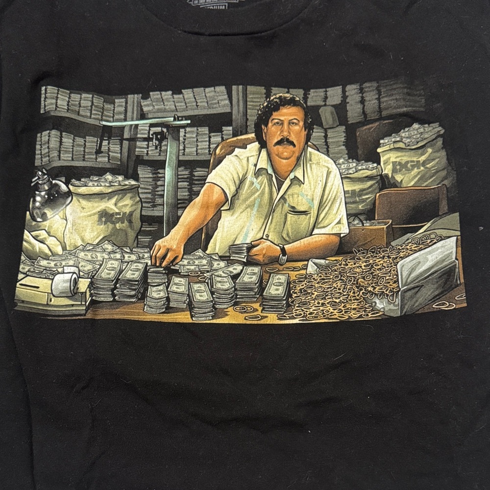 Black Graphic Men’s T-Shirt with Money Print